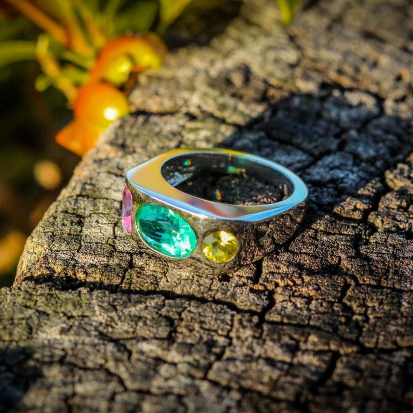 PLATINUM EMERALD, PINK & YELLOW SAPPHIRE RING