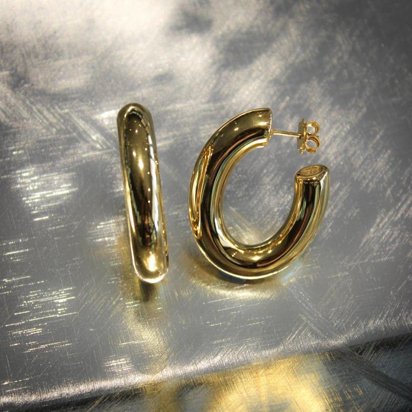 18CT YELLOW GOLD ITALIAN HOOP EARRINGS