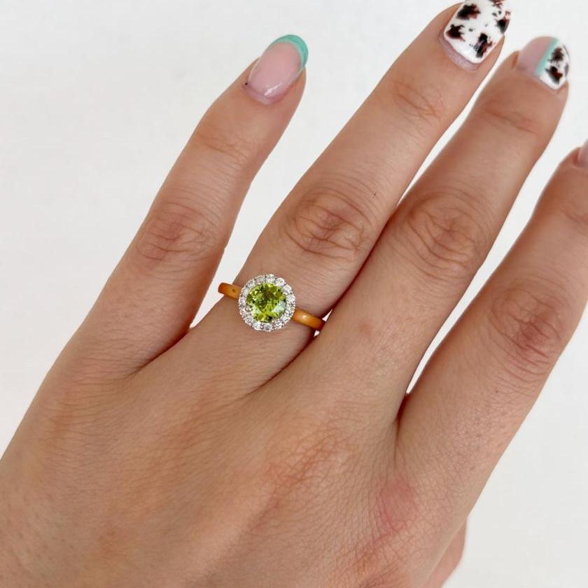 TWO-TONE SAPPHIRE & DIAMOND HALO RING