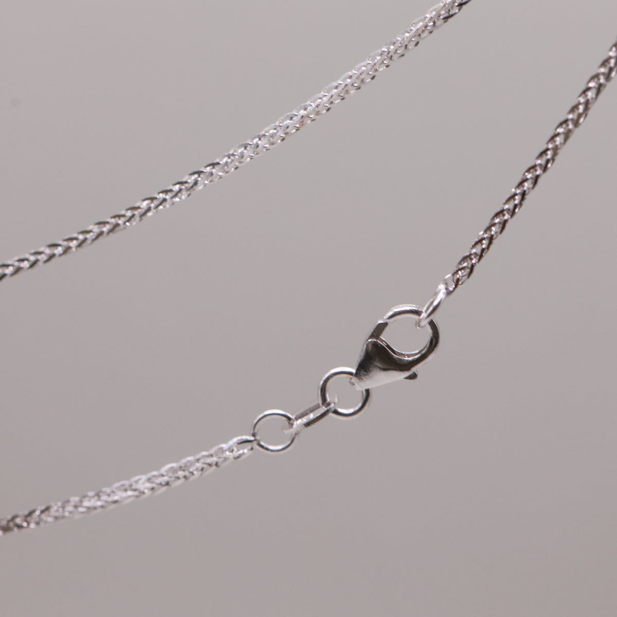 18CT WHITE GOLD FOXTAIL CHAIN
