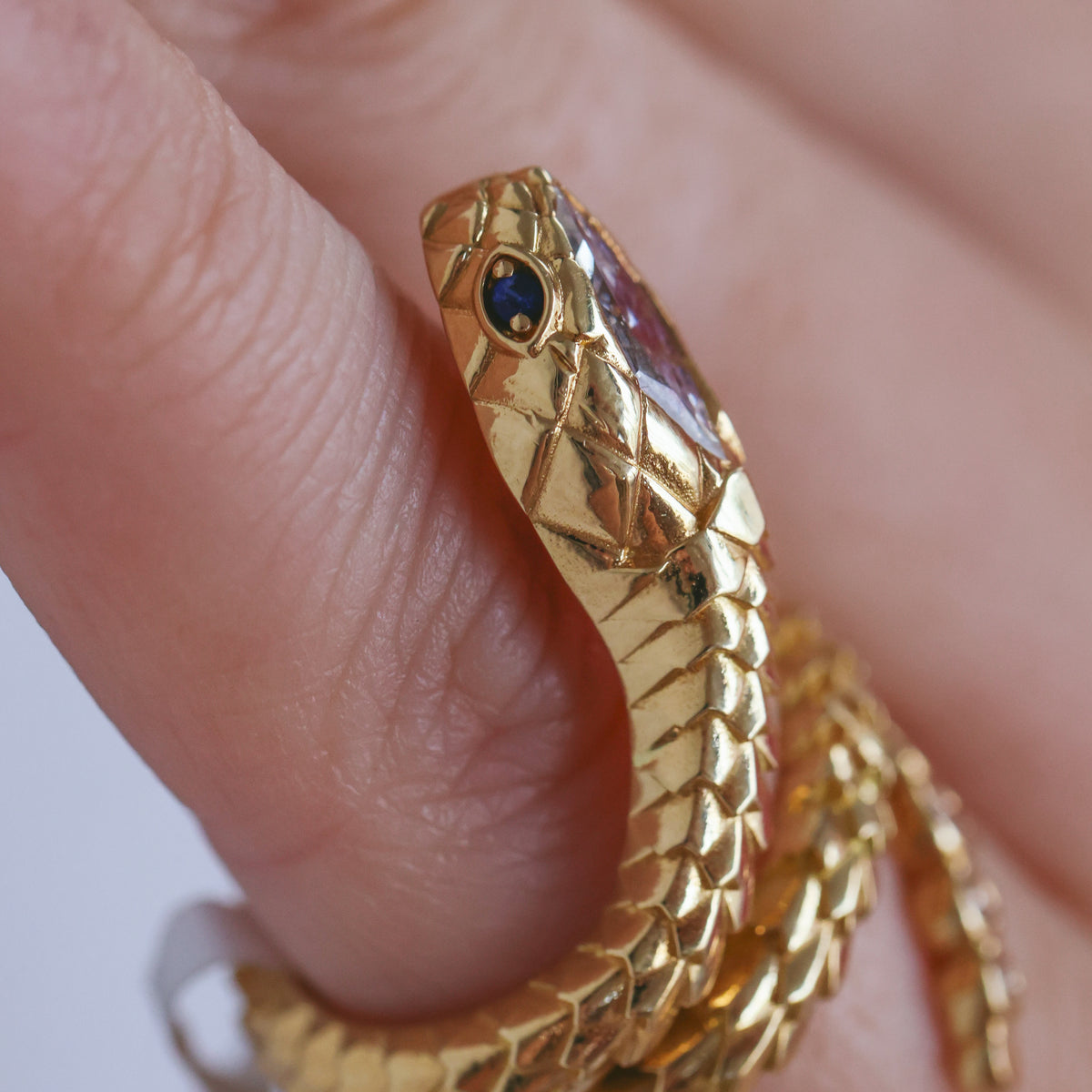 18CT YELLOW GOLD WRAP AROUND SNAKE RING