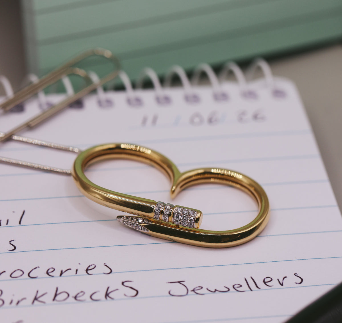 18CT YELLOW GOLD AND DIAMOND PENCIL DOUBLE RING