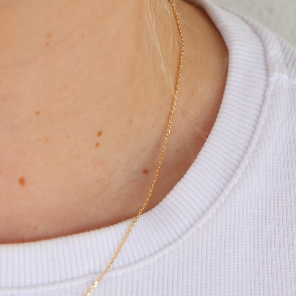 18CT YELLOW GOLD FINE TRACE CHAIN