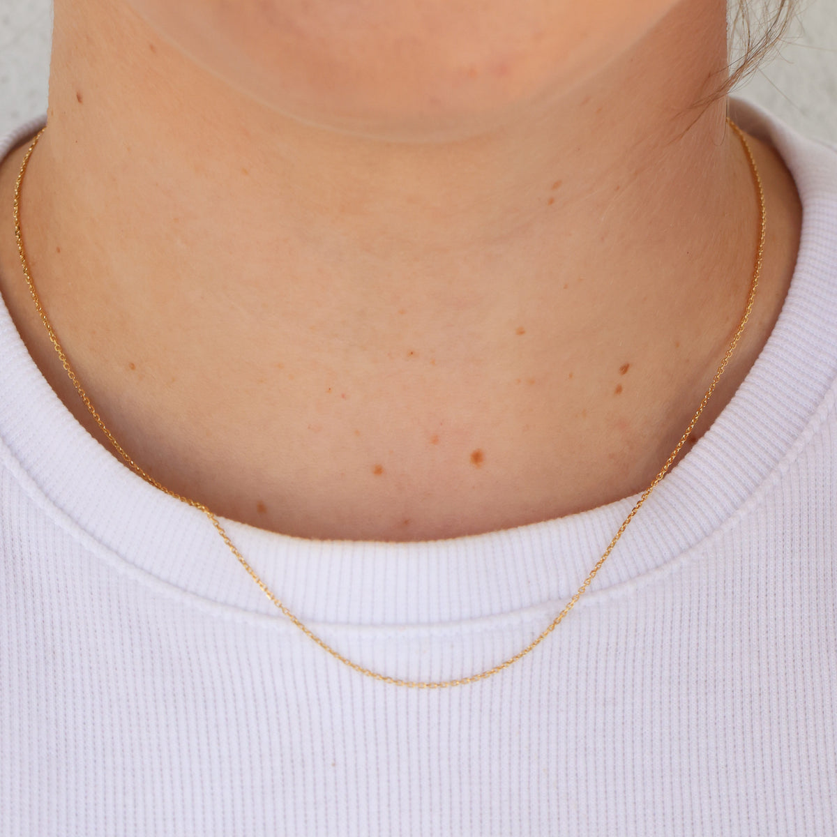 18CT YELLOW GOLD FINE TRACE CHAIN