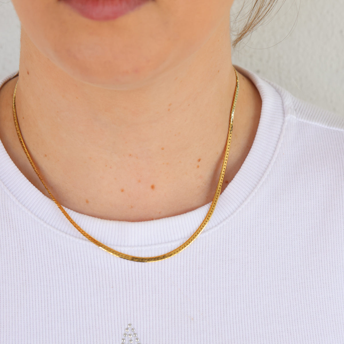 18CT YELLOW GOLD FLAT CURB LINK CHAIN