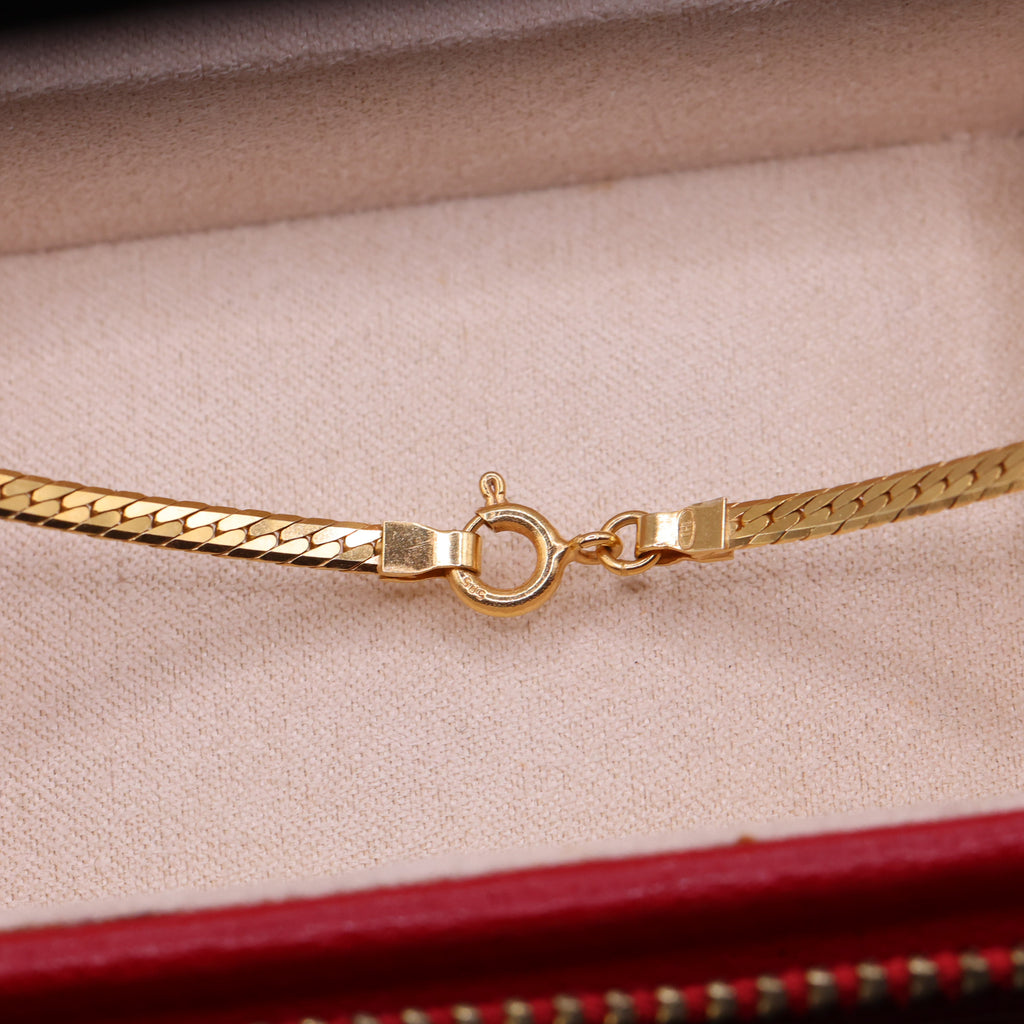 18CT YELLOW GOLD FLAT CURB LINK CHAIN