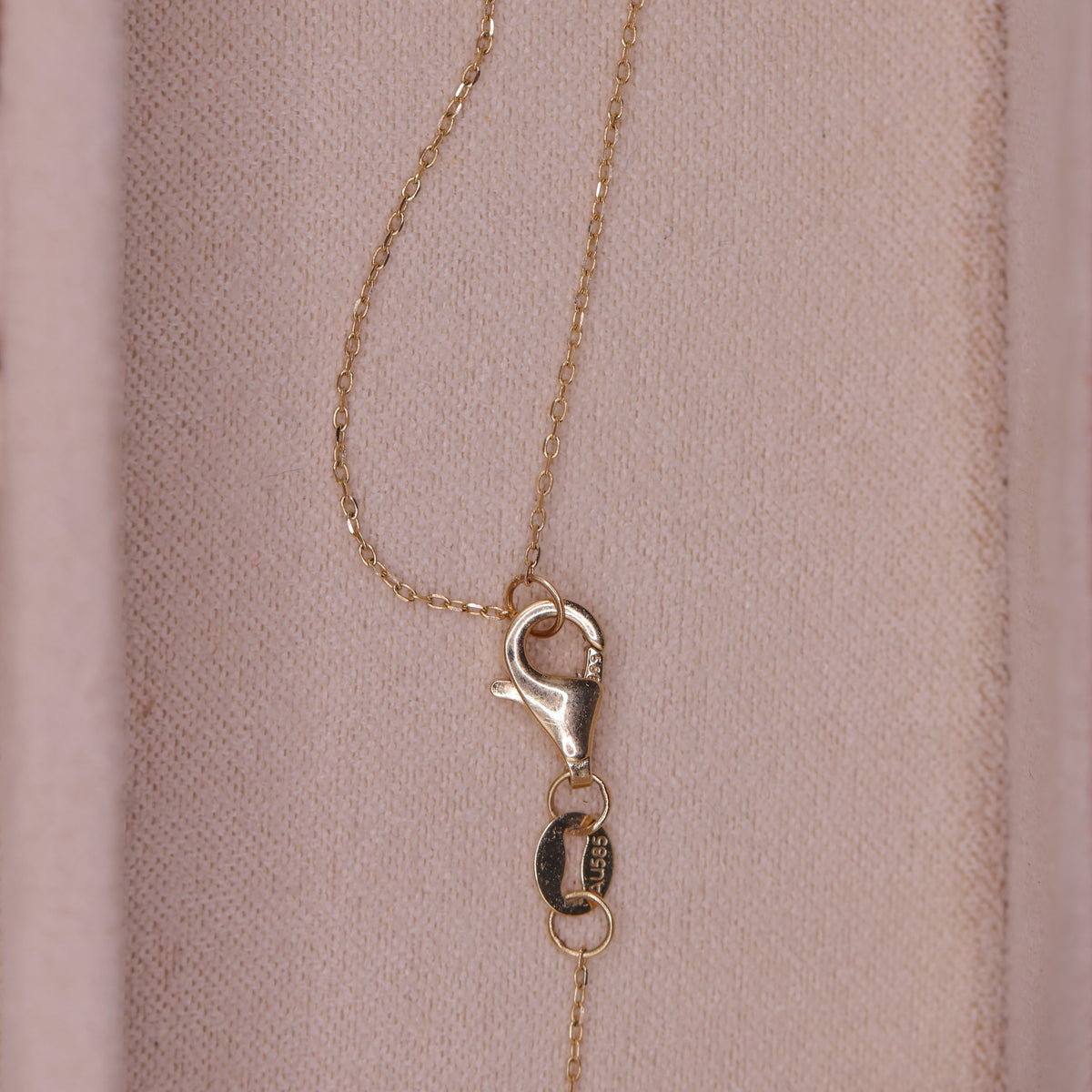 14CT YELLOW GOLD TRACE CHAIN WITH DIAMOND MIRCALE SET PENDANT