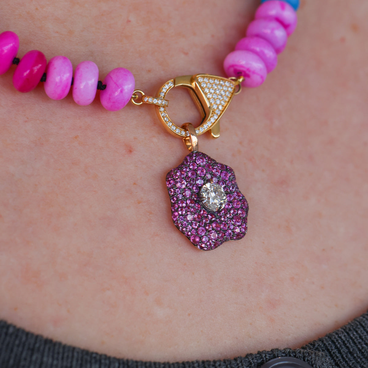 18CT ROSE GOLD WITH PINK SAPPHIRES AND DIAMOND PENDANT