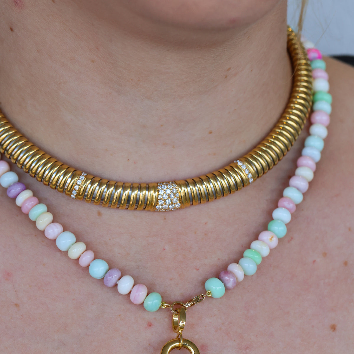 18ct Yellow Gold and Dyed Opal Necklace