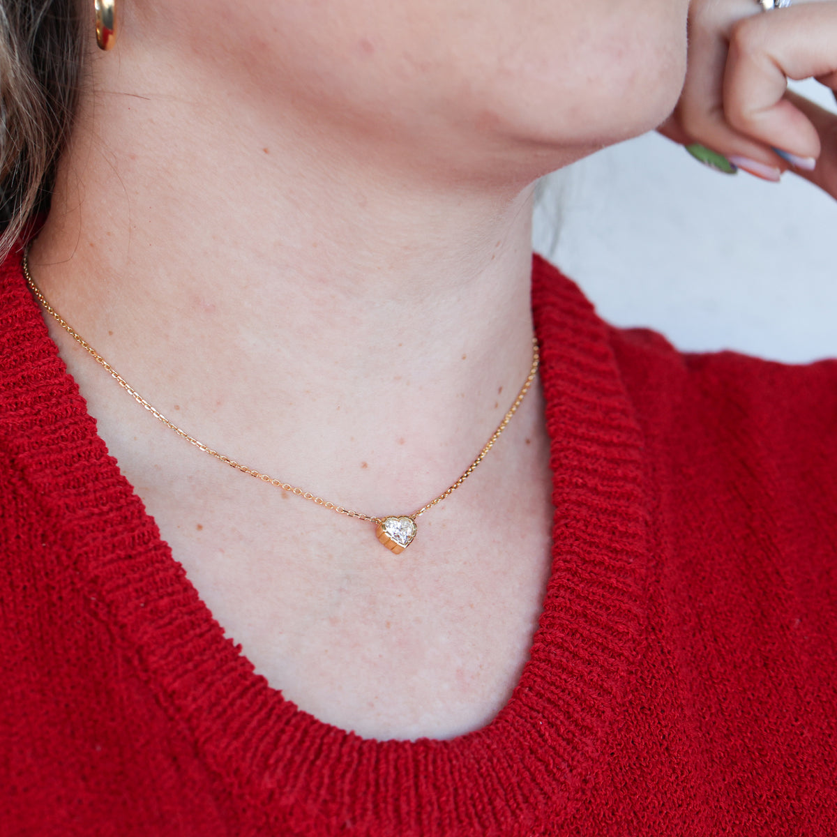 18CT YELLOW GOLD DIAMOND HEART NECKLACE