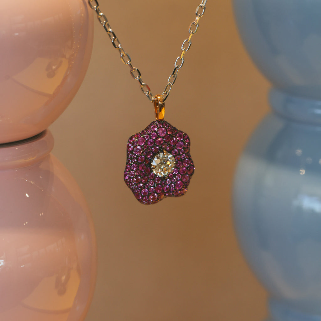 18CT ROSE GOLD WITH PINK SAPPHIRES AND DIAMOND PENDANT