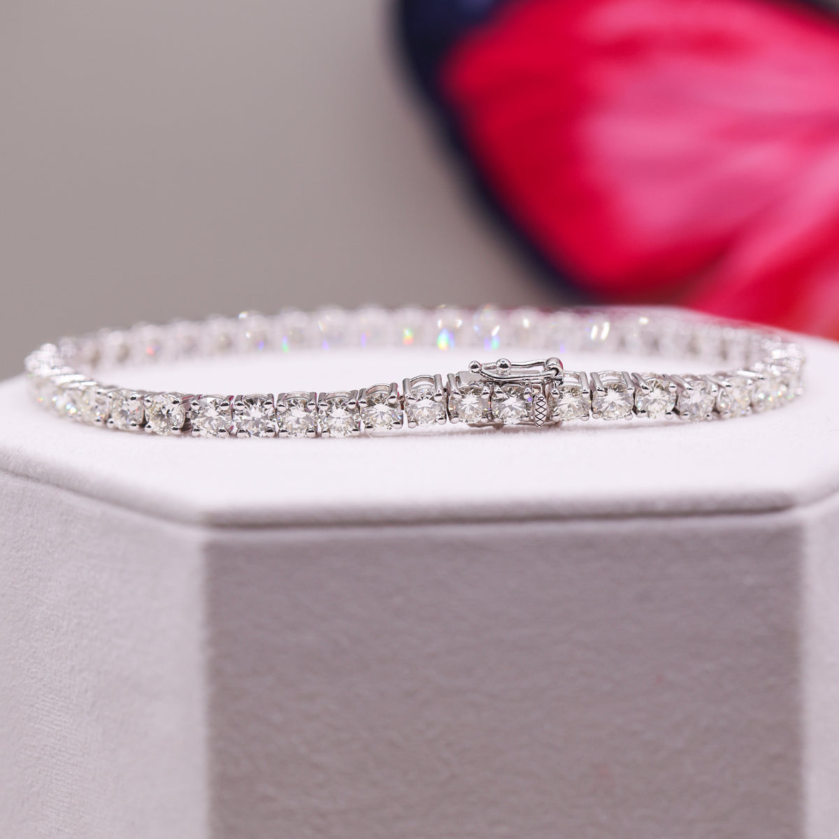 8.84ct Diamond tennis bracelet