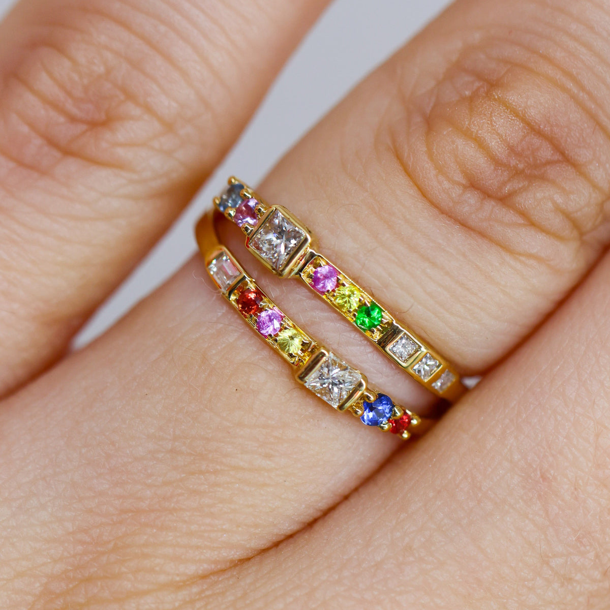 18CT Yellow Gold Sapphire & Diamond Ring