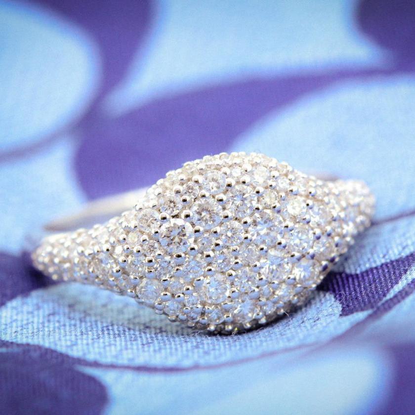18CT WHITE GOLD & DIAMOND BUBBLE RING