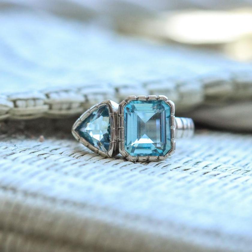 PLATINUM DUAL AQUAMARINE RING