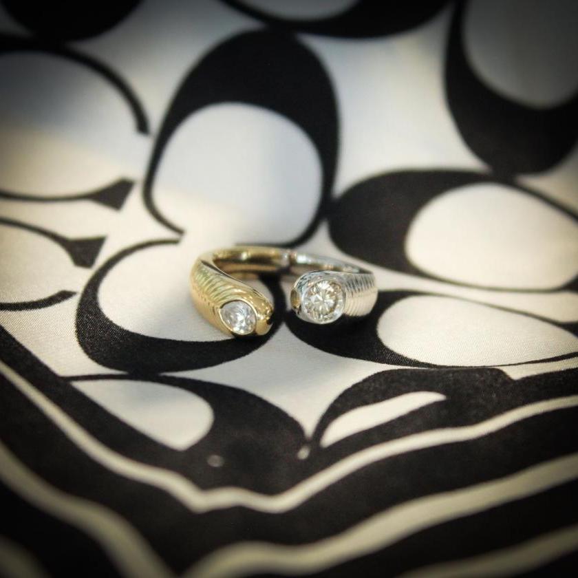 2-TONE 18CT YELLOW & WHITE GOLD DIAMOND PINKY RING