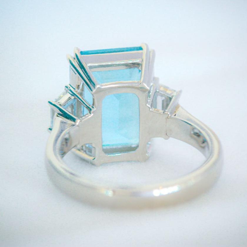 The Radiant 6.08ct Aquamarine & Diamond Ring in Platinum