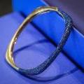 18ct Yellow Gold Hinged Bangle with Ceylon Sapphires