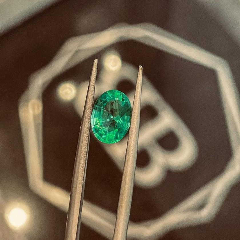 Vibrant 1.65ct Oval Zambian Emerald