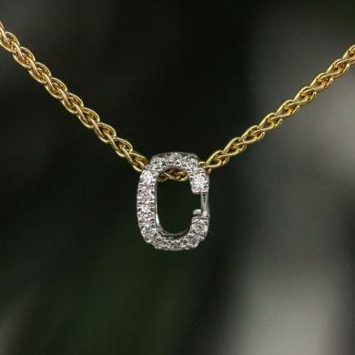 18ct White Gold Diamond C Initial Pendant